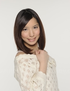 Kurara Makise looks so hot in a white sweater