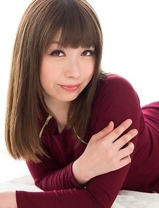 Hairy pussy brunette Tsubaki Katou spreading legs and teasing the viewer