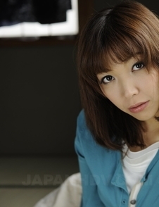 Hot Juri Kitahara shows round tits with big