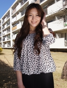 Hitomi Kano with long beautiful hair is happy