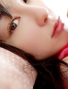 Rina Akiyama with sexy lips rubs her cunt of bar outdoor