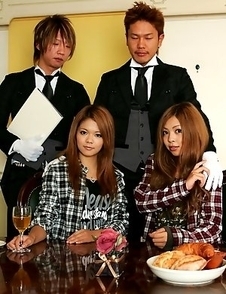Tsubasa n Kanon enjoy in group sex