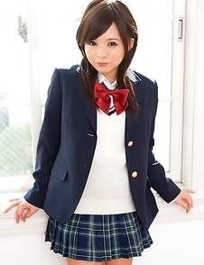 Runa Hamakawa takes uniform skirt off and shows hot behind