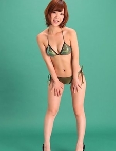 Ichika Nishimura on heels looks simply hot in lingerie