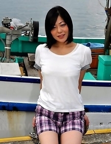 Hot Japanese lady Rika Shibuki