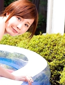 Radiant Iyo Hanaki loves sun, fresh air and energizing posing