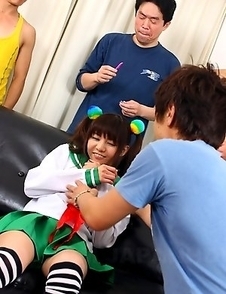 Hikaru Aoyama gets her cunt shaved