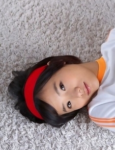 Japan teen Yuzuki Hashimoto does gym exercises and enjoys ice cream