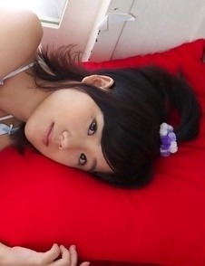 Yuzuki Hashimoto in shorts is so sexy that gets roses