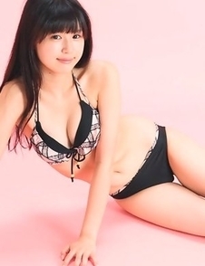 Tsukasa Arai presents generous boobs and appetizing behind