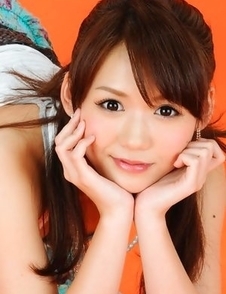 Yumi honey on heels and with big eyes is elegant and sexy