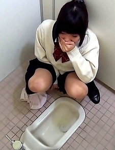 Japanese Piss Fetish Porn - Asian Girls Pissing - To Squat and Go