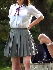 Japanese Piss Fetish Videos - Girls Pissing - School Girl Pissers