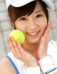 Kana Yuuki shows flexibility while playing with tennis ball