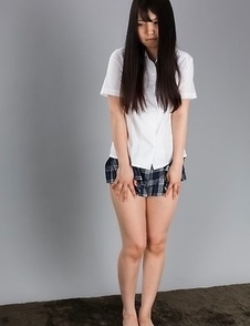 Hairy pussy teen Sana Iori lets this dude fuck her thighs and feet in a hot gallery