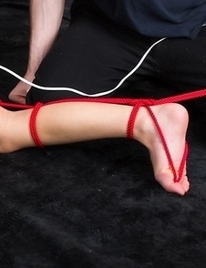 Luna Kobayashi thoroughly enjoying rope bondage teasing and vibrator play