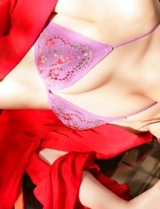 Saki Seto takes geisha outfit off and shows leering curves