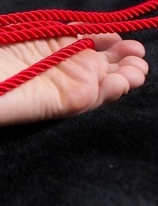 Red rope + vibrator treatment for Ryo Yuuki, watch her cum a million times