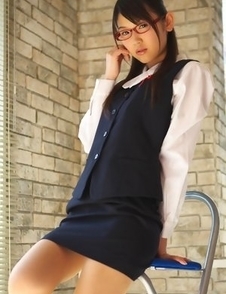 Noriko Kijima with specs and office suit is elegant and hot