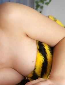 Yuri Hamada is sexy and in mood for some action tiger